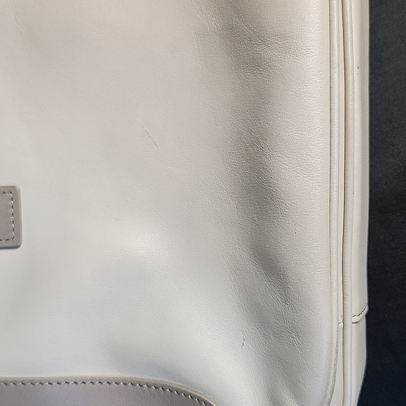 Marc by Marc Jacob's Handbag - Picture 8 of 8